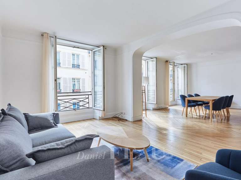 Appartement Paris 8e - 3 chambres - 126m²