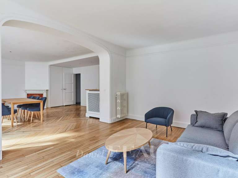 Appartement Paris 8e - 3 chambres - 126m²