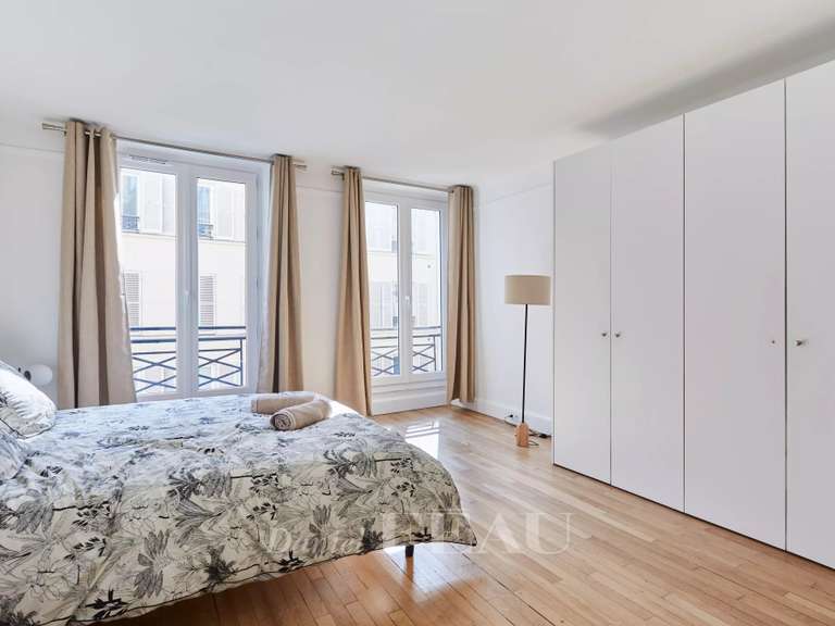 Appartement Paris 8e - 3 chambres - 126m²
