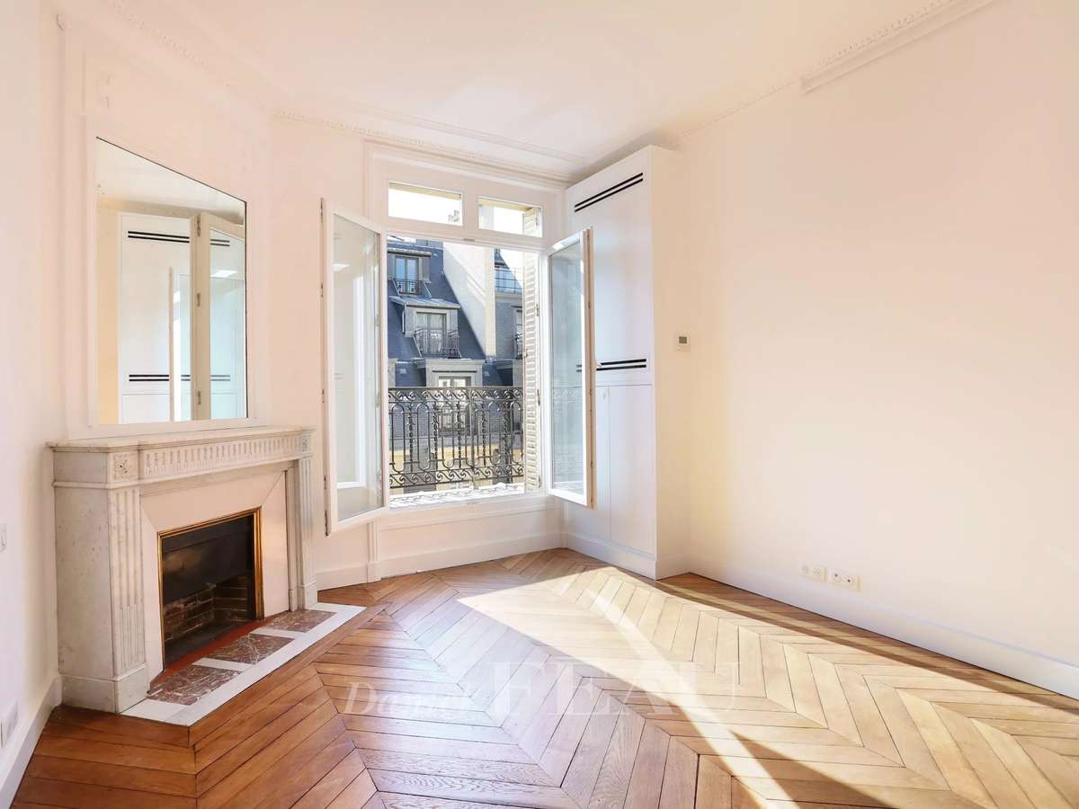 Appartement Paris 8e