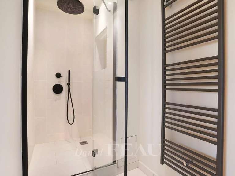 Appartement Paris 6e - 1 chambre - 67m²