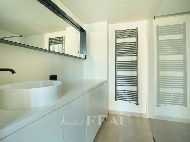 Appartement Paris 6e - 1 chambre - 66m²