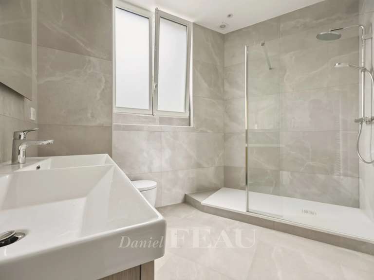Appartement Paris 17e - 4 chambres - 240m²