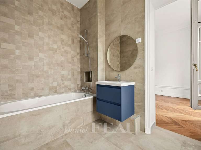 Appartement Paris 17e - 4 chambres - 240m²