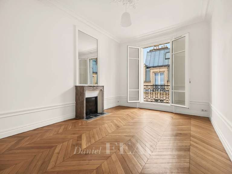 Appartement Paris 17e - 4 chambres - 240m²