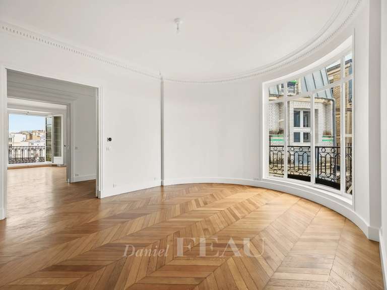 Appartement Paris 17e - 4 chambres - 240m²