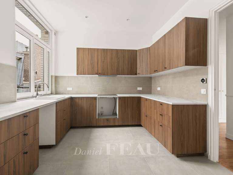 Appartement Paris 17e - 4 chambres - 240m²