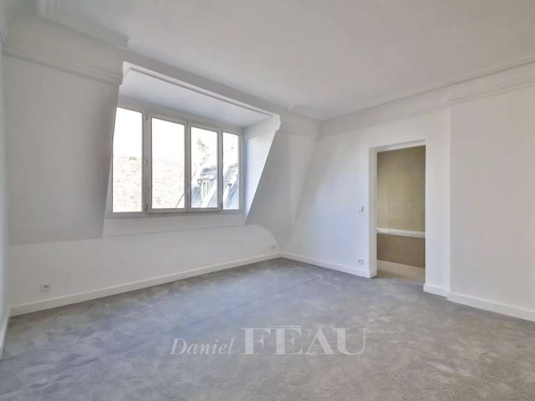 Appartement Paris 17e - 3 chambres - 130m²