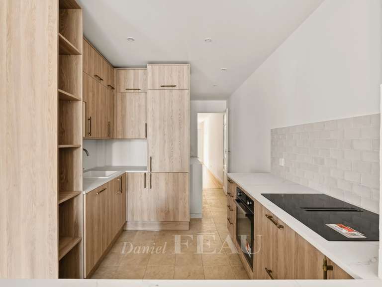 Appartement Paris 16e - 3 chambres - 111m²