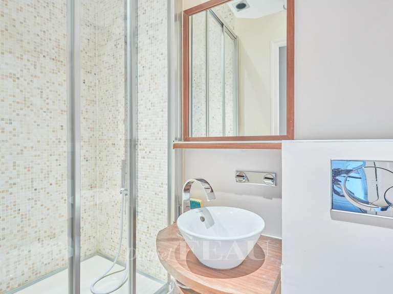 Appartement Paris 16e - 4 chambres - 159m²