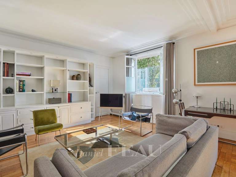 Appartement Paris 7e - 3 chambres - 124m²