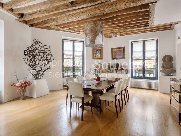 Appartement Paris 3e - 4 chambres - 272m²