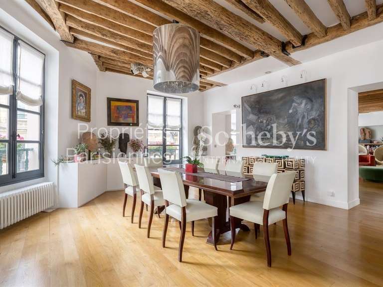 Appartement Paris 3e - 4 chambres - 272m²