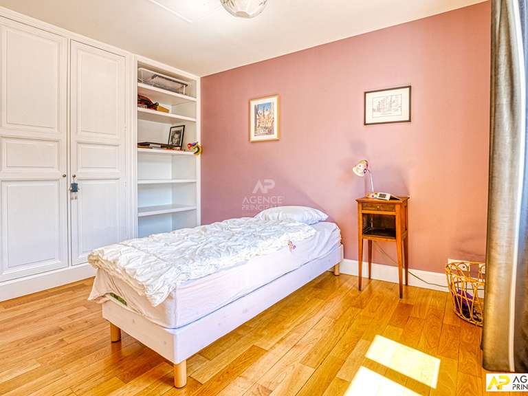 Maison Versailles - 5 chambres - 182m²