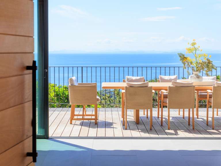 Maison Porto-Vecchio - 6 chambres - 300m²