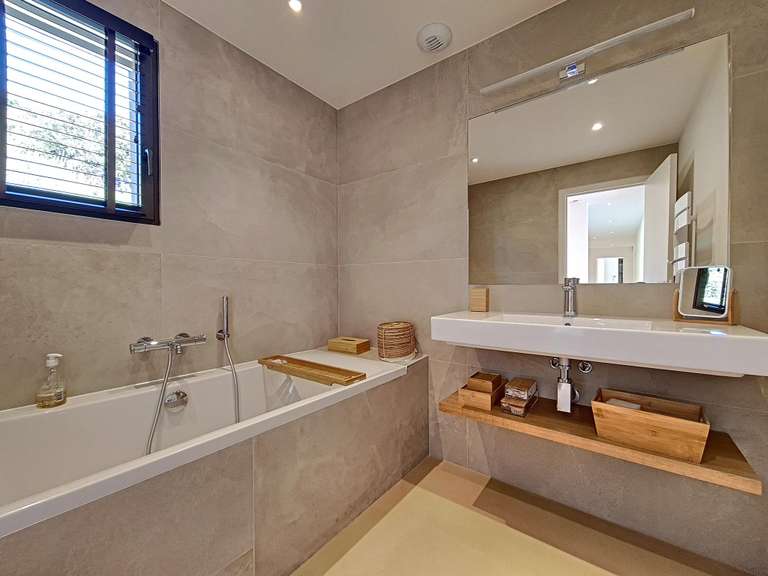 Maison Porto-Vecchio - 4 chambres - 200m²