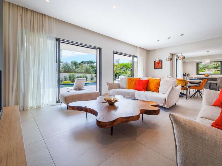 Maison Porto-Vecchio - 4 chambres - 200m²