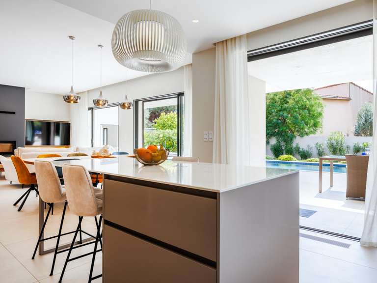Maison Porto-Vecchio - 4 chambres - 200m²