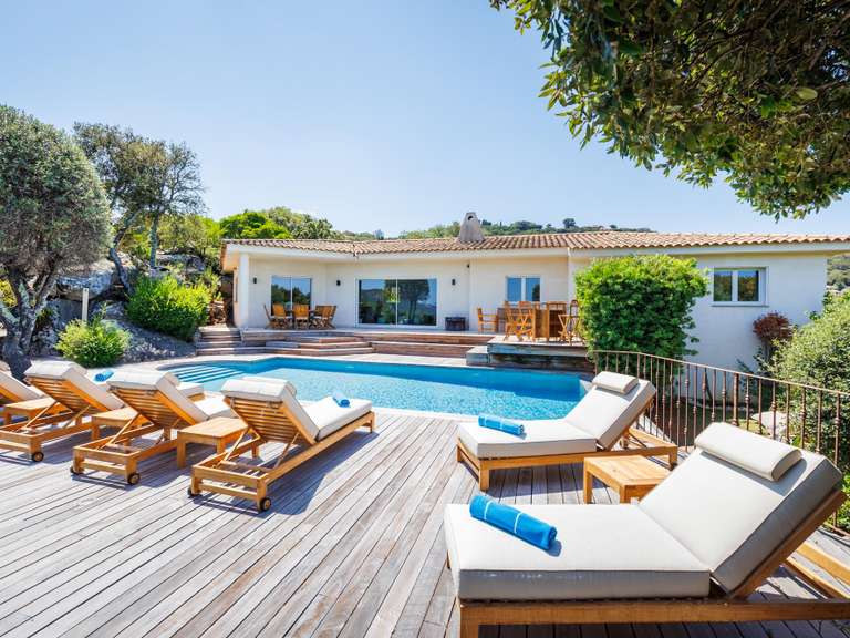Maison Porto-Vecchio - 4 chambres - 162m²
