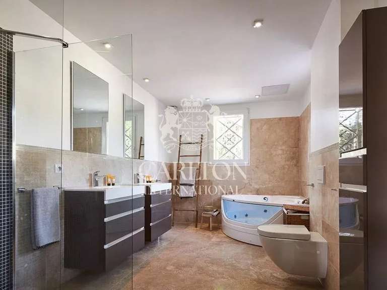 Maison Mougins - 5 chambres - 410m²