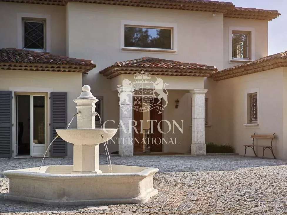 House Mougins