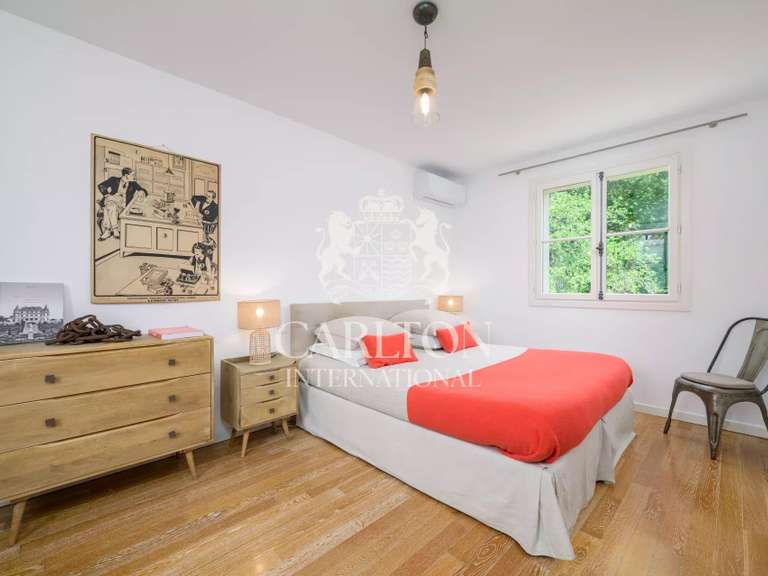House Châteauneuf-Grasse - 6 bedrooms - 351m²
