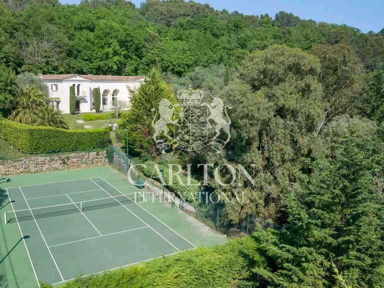 House Châteauneuf-Grasse - 6 bedrooms - 351m²