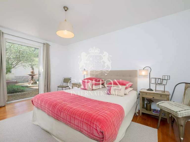 House Châteauneuf-Grasse - 6 bedrooms - 351m²