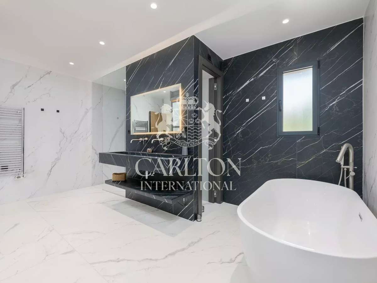 House Mougins