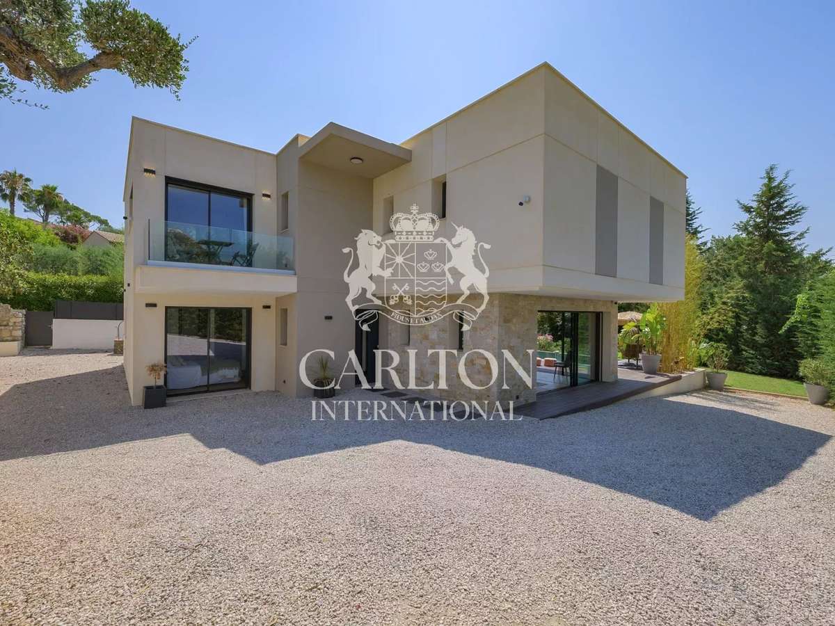 House Mougins