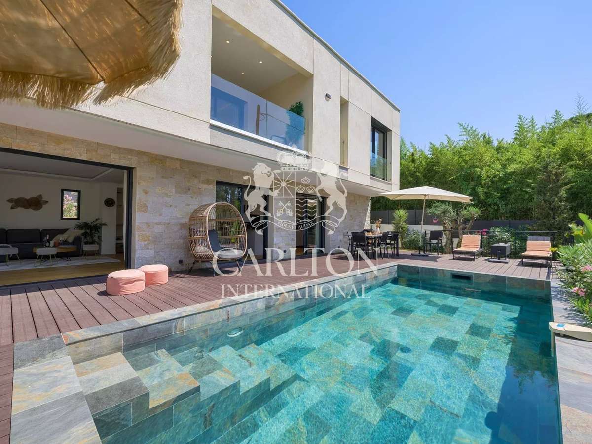 House Mougins