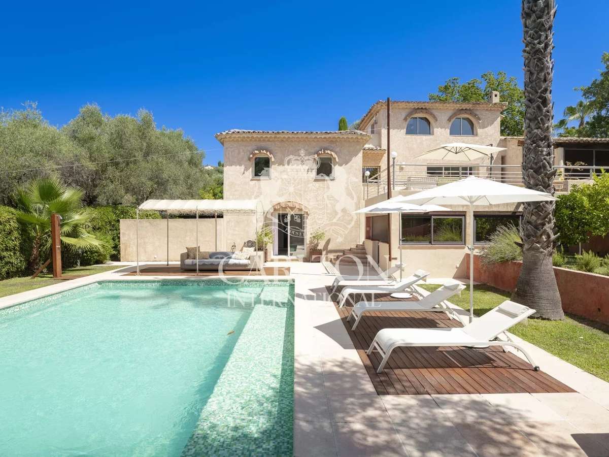 House Mougins