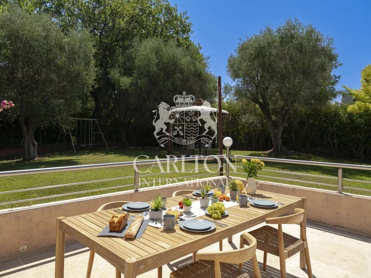 House Mougins