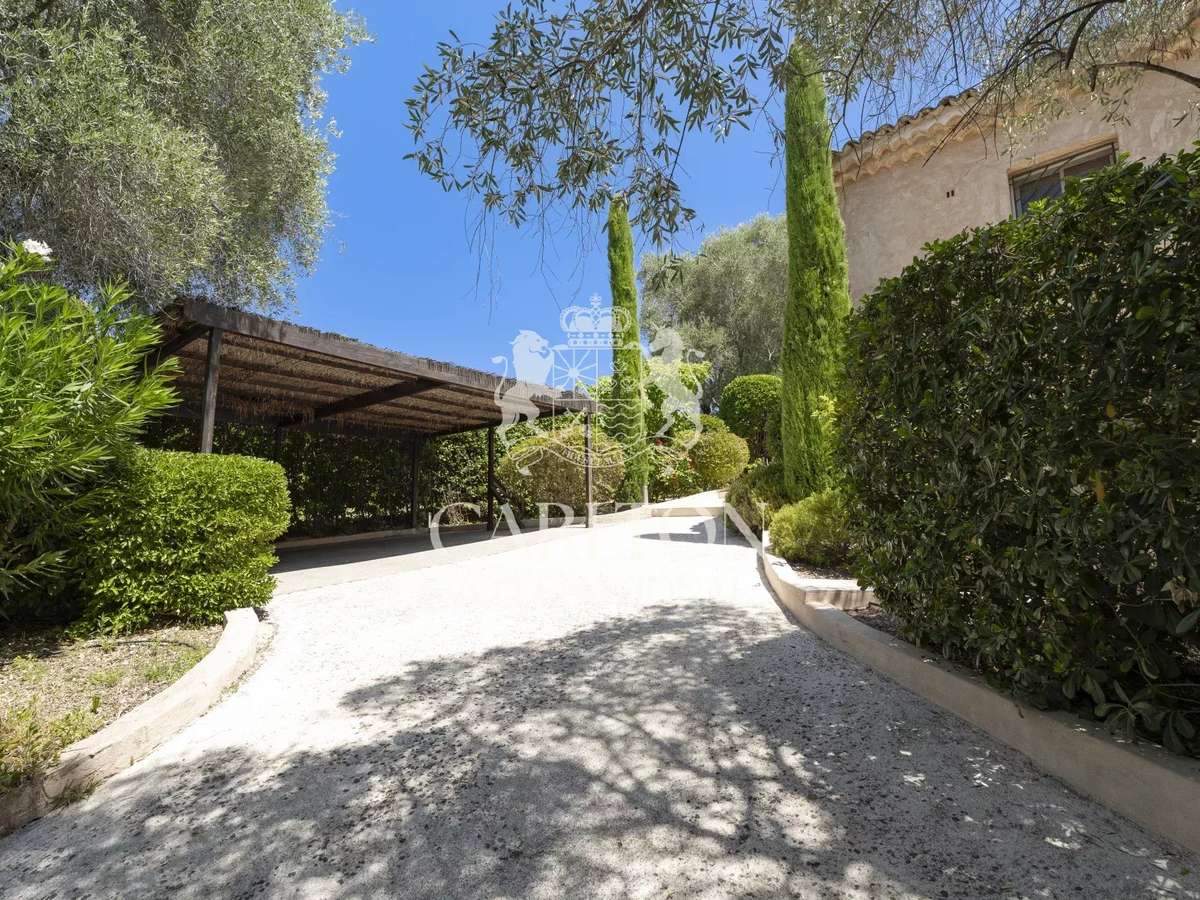 House Mougins