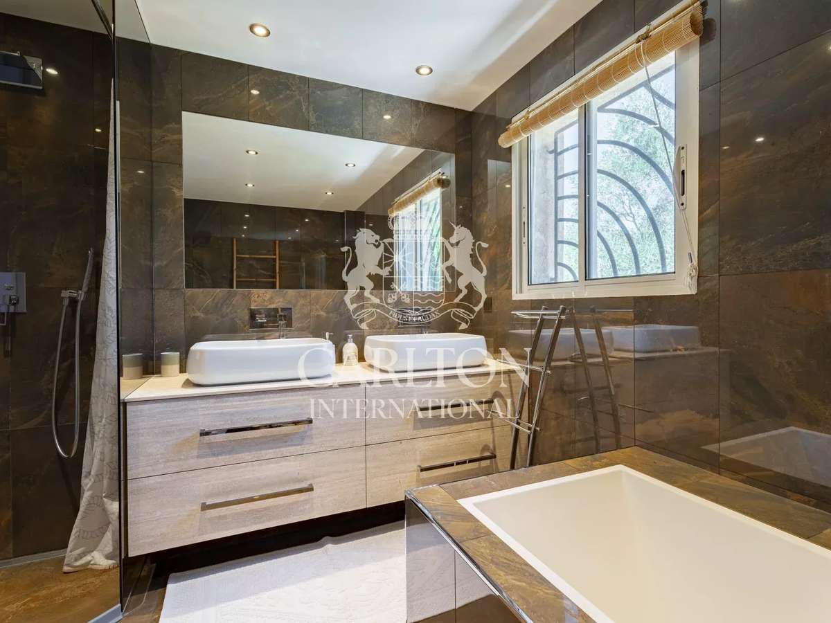 House Mougins