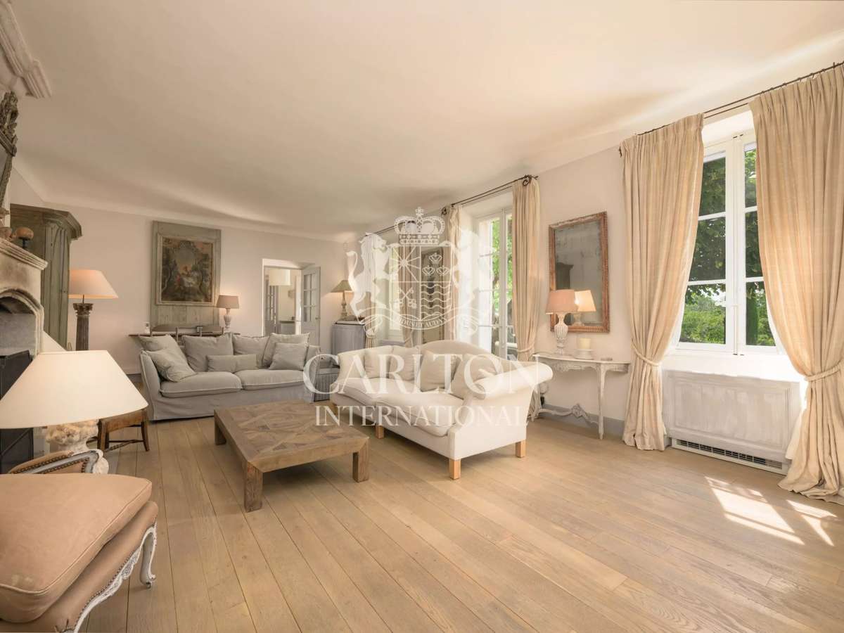 House Châteauneuf-Grasse