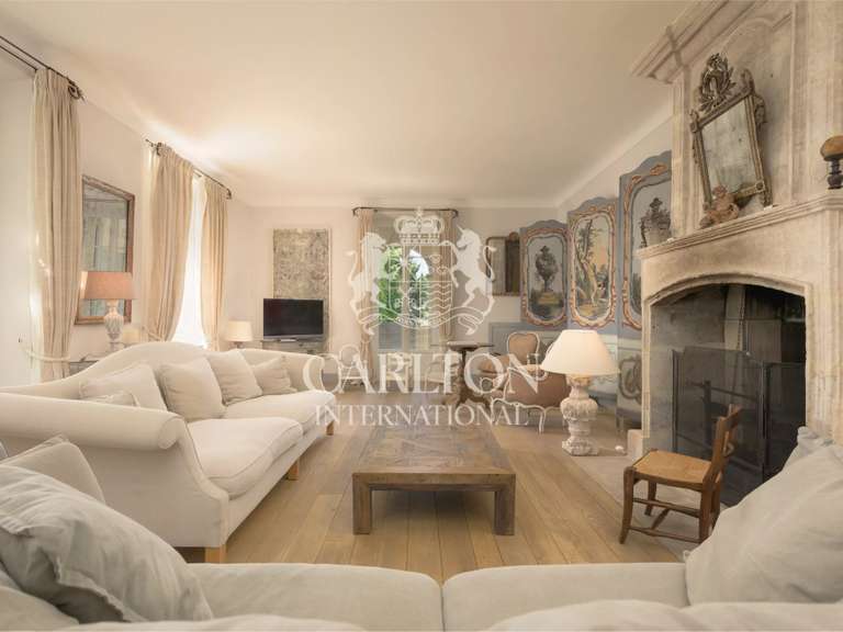 House Châteauneuf-Grasse - 5 bedrooms - 300m²