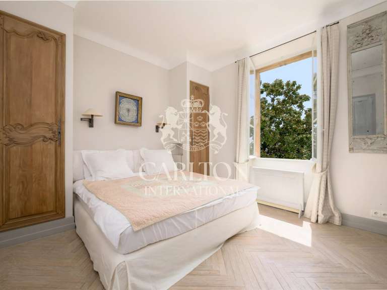 House Châteauneuf-Grasse - 5 bedrooms - 300m²