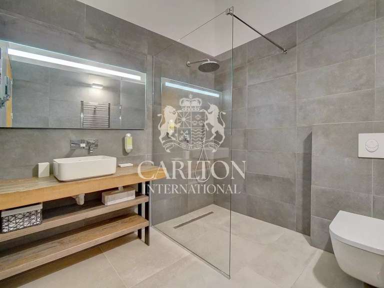 House Saint-Paul-de-Vence - 4 bedrooms - 200m²