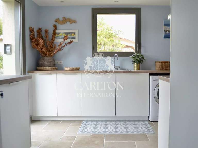 House Tourrettes - 4 bedrooms - 250m²