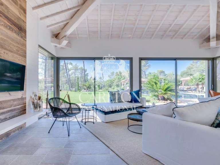 House Tourrettes - 4 bedrooms - 250m²
