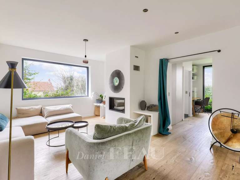 House Rueil-Malmaison - 5 bedrooms - 265m²