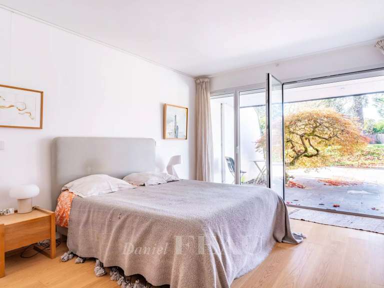 Maison Les Loges-en-Josas - 5 chambres - 256m²