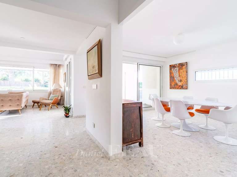 Maison Les Loges-en-Josas - 5 chambres - 256m²