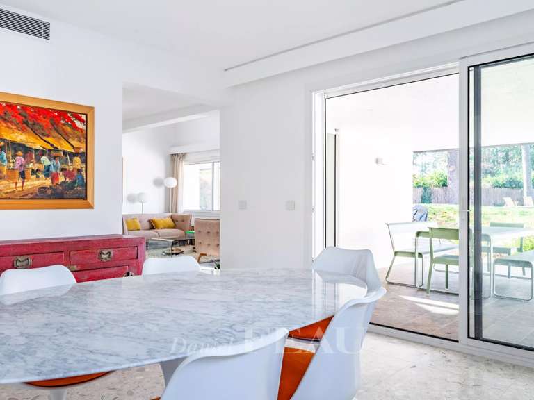 House Les Loges-en-Josas - 5 bedrooms - 256m²