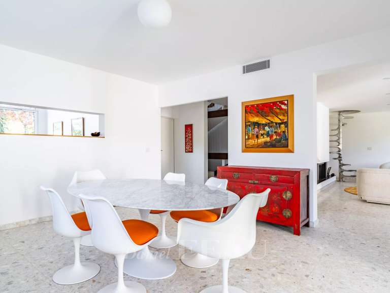 House Les Loges-en-Josas - 5 bedrooms - 256m²
