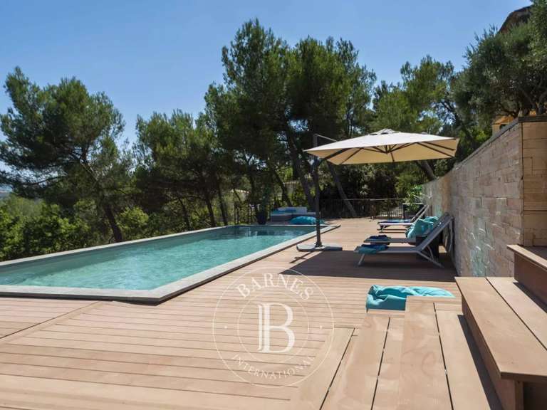 Maison Aix-en-Provence - 4 chambres - 230m²