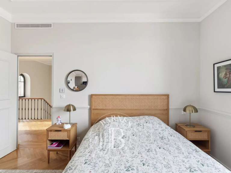 Maison Marseille 8e - 6 chambres - 250m²