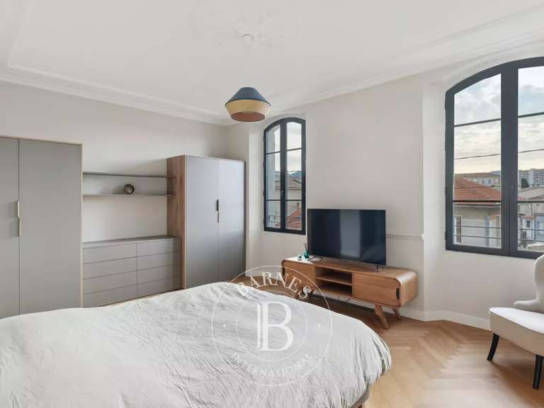 Maison Marseille 8e - 6 chambres - 250m²