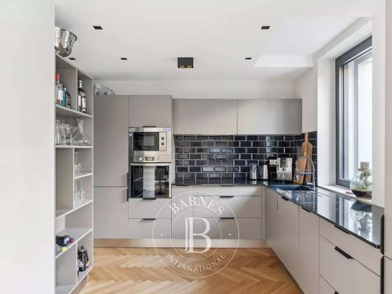 Maison Marseille 8e - 6 chambres - 250m²